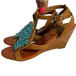 PASSIONS BLUE AND TAN JEWELED WEDGE SANDALS‎ 6.5